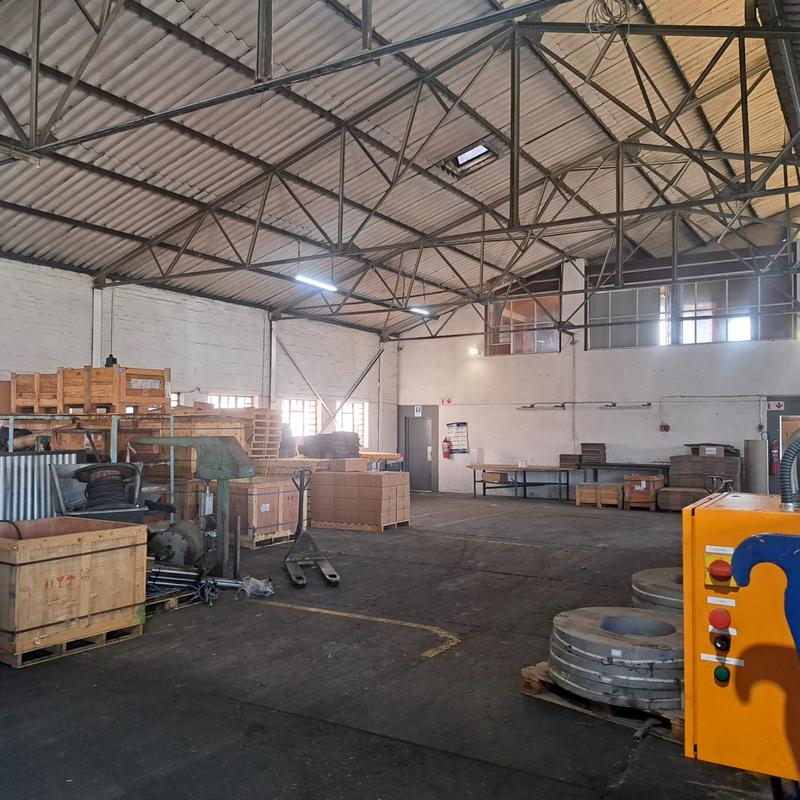 To Let Commercial Property for Rent in Neave Industrial Eastern Cape